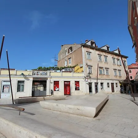 Casa Menis