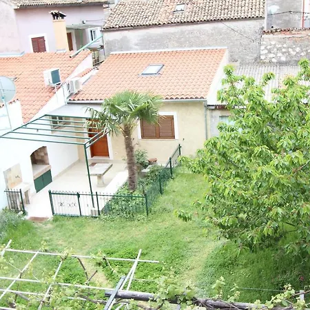 Casa Menis