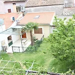 Casa Menis